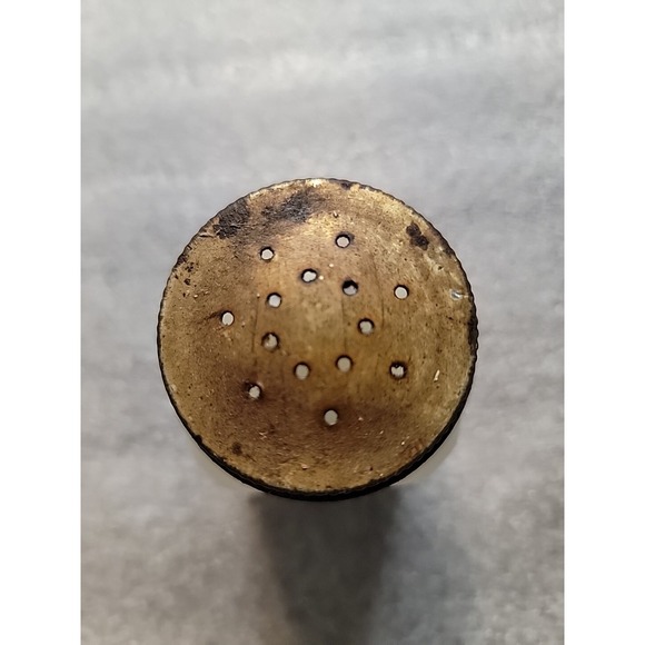 Vintage Dove White Milk Glass Allspice Shaker Stamped Made In USA - Picture 6 of 6